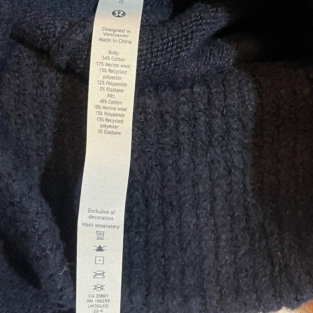 Lululemon Women 6 Brushed Cotton Merino Wool Blend Sweater Navy Blue Turtleneck - Picture 6 of 12